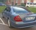 Синий Мерседес Е-Класс, объемом двигателя 2.2 л и пробегом 514 тыс. км за 7100 $, фото 1 на Automoto.ua