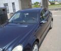 Синий Мерседес Е-Класс, объемом двигателя 2.2 л и пробегом 400 тыс. км за 6300 $, фото 1 на Automoto.ua