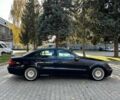 Синий Мерседес Е-Класс, объемом двигателя 2.6 л и пробегом 220 тыс. км за 7700 $, фото 2 на Automoto.ua