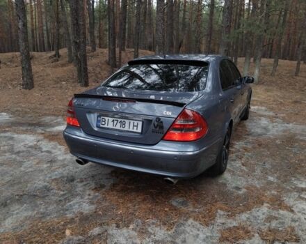 Синий Мерседес Е-Класс, объемом двигателя 4 л и пробегом 320 тыс. км за 6900 $, фото 5 на Automoto.ua