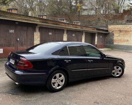 Синий Мерседес Е-Класс, объемом двигателя 3.2 л и пробегом 415 тыс. км за 3800 $, фото 3 на Automoto.ua