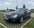 Синий Мерседес Е-Класс, объемом двигателя 3.2 л и пробегом 430 тыс. км за 3700 $, фото 1 на Automoto.ua