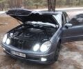 Синий Мерседес Е-Класс, объемом двигателя 4 л и пробегом 320 тыс. км за 6900 $, фото 2 на Automoto.ua
