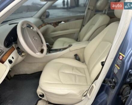 Синий Мерседес Е-Класс, объемом двигателя 3.22 л и пробегом 380 тыс. км за 6450 $, фото 3 на Automoto.ua