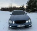 Синий Мерседес Е-Класс, объемом двигателя 4 л и пробегом 340 тыс. км за 6500 $, фото 13 на Automoto.ua