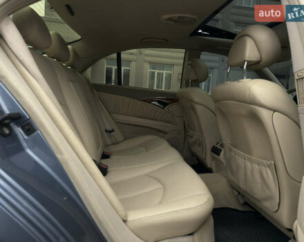 Синій Мерседес Е-Клас, об'ємом двигуна 3.22 л та пробігом 382 тис. км за 5990 $, фото 36 на Automoto.ua