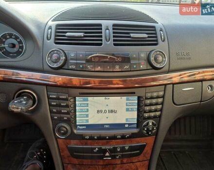 Синий Мерседес Е-Класс, объемом двигателя 1.8 л и пробегом 312 тыс. км за 8200 $, фото 20 на Automoto.ua