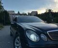 Синий Мерседес Е-Класс, объемом двигателя 2.2 л и пробегом 390 тыс. км за 7300 $, фото 1 на Automoto.ua