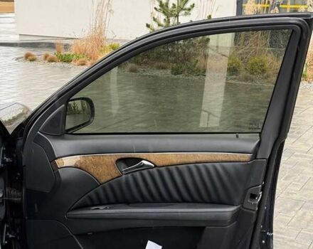 Синій Мерседес Е-Клас, об'ємом двигуна 3.2 л та пробігом 306 тис. км за 11000 $, фото 20 на Automoto.ua