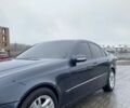 Синій Мерседес Е-Клас, об'ємом двигуна 3.2 л та пробігом 340 тис. км за 3999 $, фото 4 на Automoto.ua