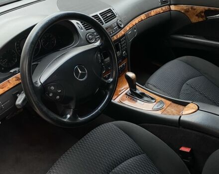 Синій Мерседес Е-Клас, об'ємом двигуна 1.8 л та пробігом 225 тис. км за 6800 $, фото 6 на Automoto.ua