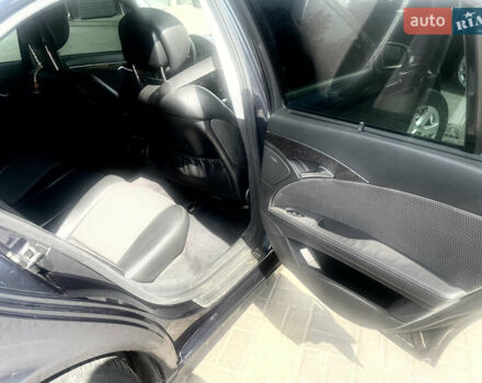 Синий Мерседес Е-Класс, объемом двигателя 1.8 л и пробегом 272 тыс. км за 6999 $, фото 11 на Automoto.ua