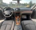 Синий Мерседес Е-Класс, объемом двигателя 2.1 л и пробегом 340 тыс. км за 7850 $, фото 13 на Automoto.ua