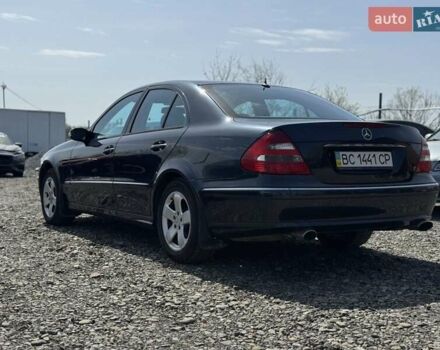 Мерседес Е-Клас 2005 у Львові на Automoto.ua Синій Мерседес Е-Клас, об'ємом двигуна 3.5 л та пробігом 318 тис. км за 8000 $, фото 4 на Automoto.ua