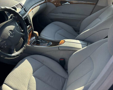 Синій Мерседес Е-Клас, об'ємом двигуна 2.15 л та пробігом 344 тис. км за 6500 $, фото 4 на Automoto.ua