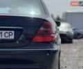 Мерседес Е-Клас 2005 у Львові на Automoto.ua Синій Мерседес Е-Клас, об'ємом двигуна 3.5 л та пробігом 318 тис. км за 8000 $, фото 2 на Automoto.ua