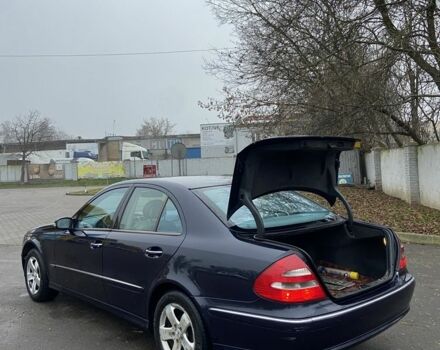 Синій Мерседес Е-Клас, об'ємом двигуна 2.7 л та пробігом 320 тис. км за 3850 $, фото 3 на Automoto.ua