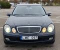 Синий Мерседес Е-Класс, объемом двигателя 0 л и пробегом 219 тыс. км за 2600 $, фото 2 на Automoto.ua