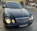 Синий Мерседес Е-Класс, объемом двигателя 1.8 л и пробегом 350 тыс. км за 2697 $, фото 7 на Automoto.ua
