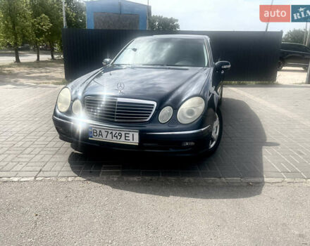 Синий Мерседес Е-Класс, объемом двигателя 1.8 л и пробегом 272 тыс. км за 6999 $, фото 8 на Automoto.ua