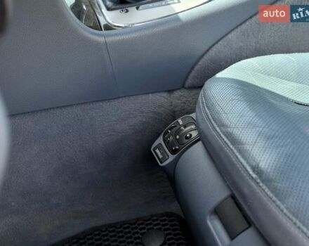 Мерседес Е-Клас 2005 у Львові на Automoto.ua Синій Мерседес Е-Клас, об'ємом двигуна 3.5 л та пробігом 318 тис. км за 8000 $, фото 17 на Automoto.ua