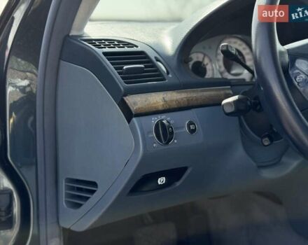 Мерседес Е-Клас 2005 у Львові на Automoto.ua Синій Мерседес Е-Клас, об'ємом двигуна 3.5 л та пробігом 318 тис. км за 8000 $, фото 11 на Automoto.ua