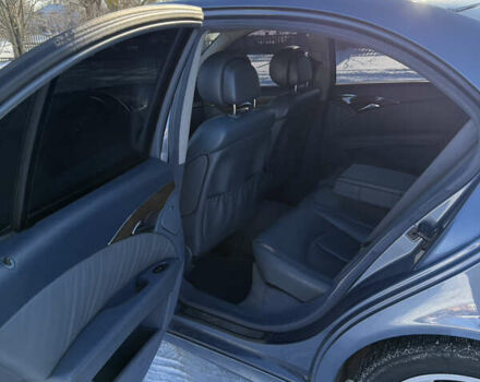 Синій Мерседес Е-Клас, об'ємом двигуна 3 л та пробігом 348 тис. км за 8250 $, фото 13 на Automoto.ua