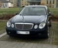 Синий Мерседес Е-Класс, объемом двигателя 2.15 л и пробегом 375 тыс. км за 10200 $, фото 3 на Automoto.ua