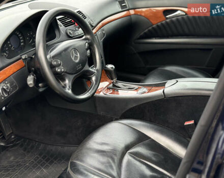 Синий Мерседес Е-Класс, объемом двигателя 2.15 л и пробегом 375 тыс. км за 10200 $, фото 20 на Automoto.ua