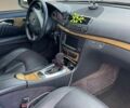 Синий Мерседес Е-Класс, объемом двигателя 3 л и пробегом 307 тыс. км за 7500 $, фото 5 на Automoto.ua