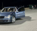 Мерседес Е-Класс 2006 в Киеве на Automoto.ua Синий Мерседес Е-Класс, объемом двигателя 2.15 л и пробегом 380 тыс. км за 10200 $, фото 1 на Automoto.ua