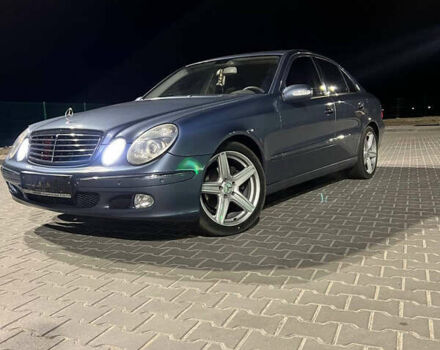 Мерседес Е-Класс 2006 в Киеве на Automoto.ua Синий Мерседес Е-Класс, объемом двигателя 2.15 л и пробегом 380 тыс. км за 10200 $, фото 4 на Automoto.ua