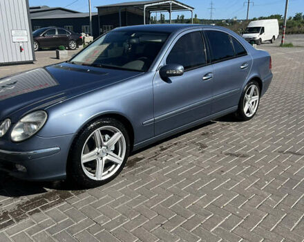 Мерседес Е-Класс 2006 в Киеве на Automoto.ua Синий Мерседес Е-Класс, объемом двигателя 2.15 л и пробегом 380 тыс. км за 10200 $, фото 18 на Automoto.ua