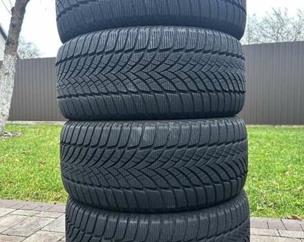 Синий Мерседес Е-Класс, объемом двигателя 2.15 л и пробегом 375 тыс. км за 10200 $, фото 40 на Automoto.ua