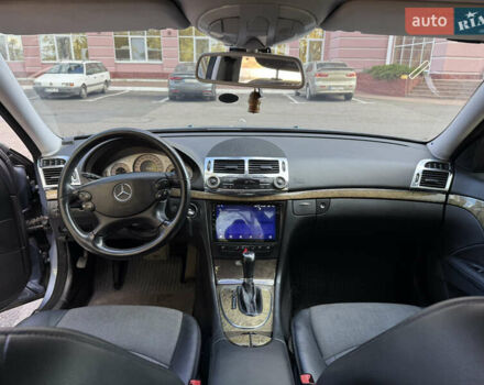 Синій Мерседес Е-Клас, об'ємом двигуна 1.8 л та пробігом 203 тис. км за 8750 $, фото 15 на Automoto.ua
