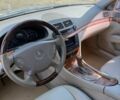 Синий Мерседес Е-Класс, объемом двигателя 3 л и пробегом 417 тыс. км за 7000 $, фото 11 на Automoto.ua