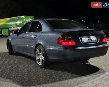Мерседес Е-Класс 2006 в Киеве на Automoto.ua Синий Мерседес Е-Класс, объемом двигателя 2.15 л и пробегом 380 тыс. км за 10200 $, фото 2 на Automoto.ua