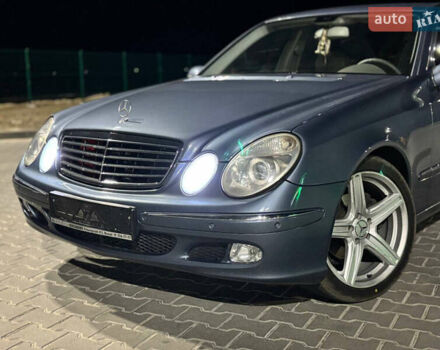 Мерседес Е-Класс 2006 в Киеве на Automoto.ua Синий Мерседес Е-Класс, объемом двигателя 2.15 л и пробегом 380 тыс. км за 10200 $, фото 8 на Automoto.ua