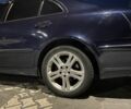 Синий Мерседес Е-Класс, объемом двигателя 3 л и пробегом 275 тыс. км за 8500 $, фото 5 на Automoto.ua