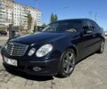 Синий Мерседес Е-Класс, объемом двигателя 3 л и пробегом 240 тыс. км за 5000 $, фото 1 на Automoto.ua