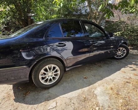 Синий Мерседес Е-Класс, объемом двигателя 3 л и пробегом 15 тыс. км за 8000 $, фото 4 на Automoto.ua