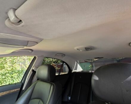 Синий Мерседес Е-Класс, объемом двигателя 3 л и пробегом 15 тыс. км за 8000 $, фото 13 на Automoto.ua