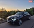 Синий Мерседес Е-Класс, объемом двигателя 2.2 л и пробегом 300 тыс. км за 9000 $, фото 1 на Automoto.ua