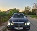 Синій Мерседес Е-Клас, об'ємом двигуна 2.2 л та пробігом 300 тис. км за 9000 $, фото 1 на Automoto.ua