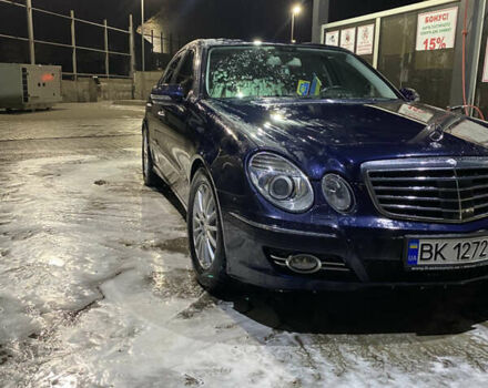 Синий Мерседес Е-Класс, объемом двигателя 2.99 л и пробегом 268 тыс. км за 9800 $, фото 6 на Automoto.ua