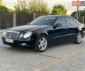 Синий Мерседес Е-Класс, объемом двигателя 3 л и пробегом 239 тыс. км за 10000 $, фото 2 на Automoto.ua