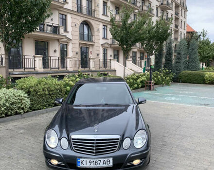 Мерседес Е-Класс 2009 в Одессе на Automoto.ua Синий Мерседес Е-Класс, объемом двигателя 2.99 л и пробегом 249 тыс. км за 13200 $, фото 8 на Automoto.ua