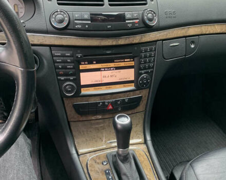 Мерседес Е-Класс 2009 в Одессе на Automoto.ua Синий Мерседес Е-Класс, объемом двигателя 2.99 л и пробегом 249 тыс. км за 13200 $, фото 19 на Automoto.ua