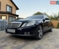 Синий Мерседес Е-Класс, объемом двигателя 2.2 л и пробегом 324 тыс. км за 10900 $, фото 3 на Automoto.ua