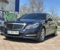 Синий Мерседес Е-Класс, объемом двигателя 2.2 л и пробегом 221 тыс. км за 10500 $, фото 1 на Automoto.ua